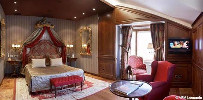 Hotel Real De Bohoyo Oda fotoğraf
